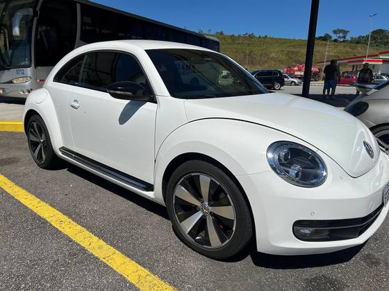 VOLKSWAGEN FUSCA 2.0 TSI SPORT 16V GASOLINA 2P MANUAL
